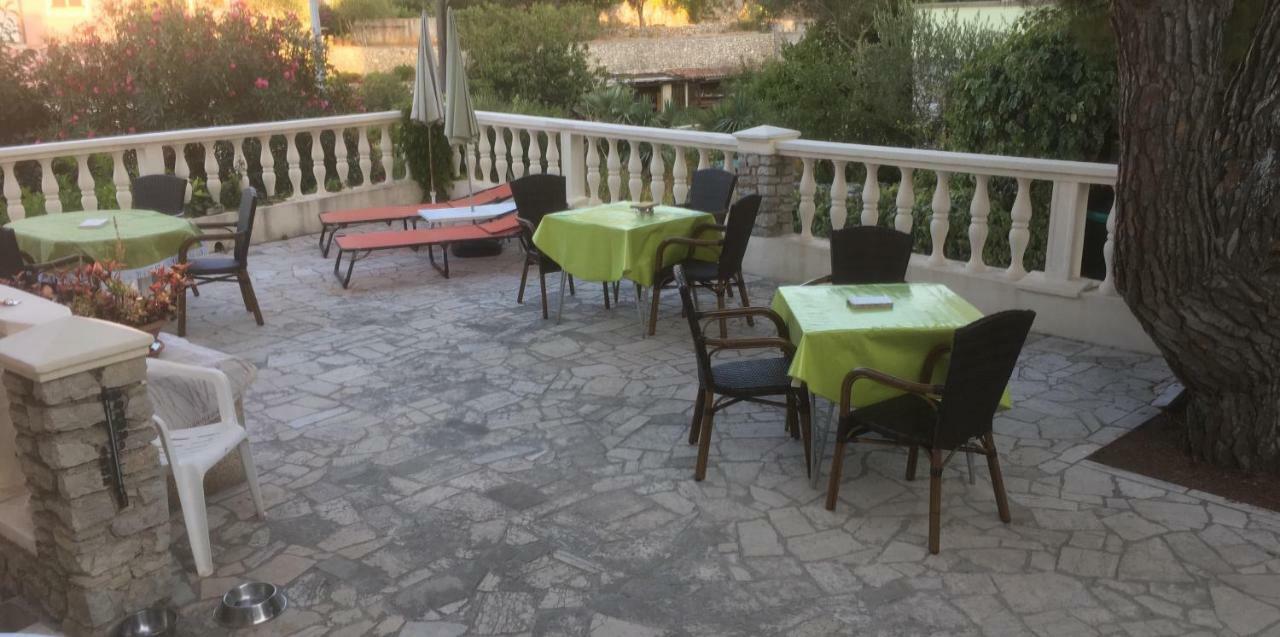 Guesthouse Antonija Veli Lošinj المظهر الخارجي الصورة